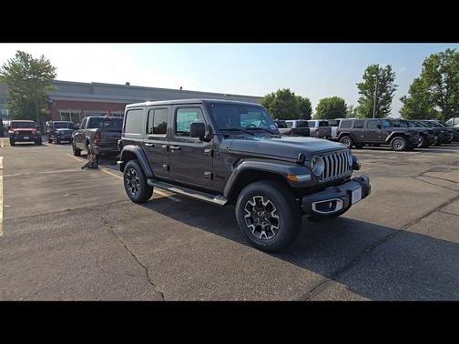 2025 Jeep Wrangler 4-Door Sahara 4x4