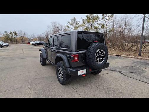 Granite Crystal Metallic Clearcoat 2026 Jeep Wrangler Rubicon