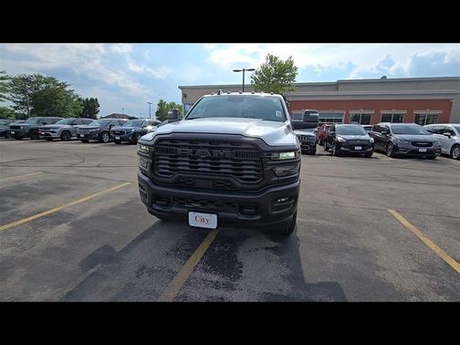2025 RAM 2500 Tradesman Crew Cab 4x4 6'4' Box