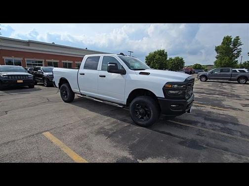 2025 RAM 2500 Tradesman Crew Cab 4x4 6'4' Box