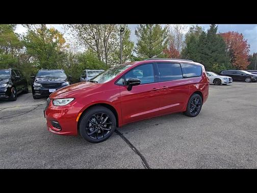 2026 Chrysler Pacifica Limited