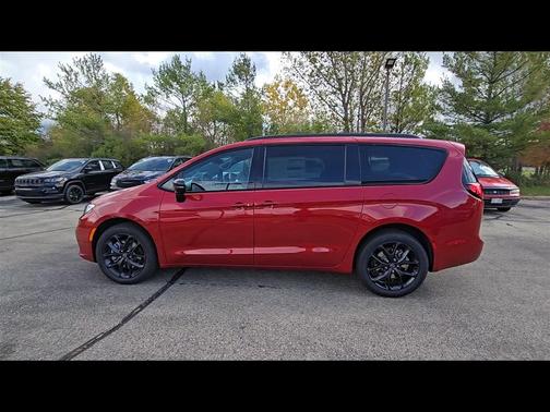 2026 Chrysler Pacifica Limited