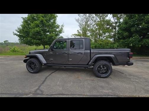 2025 Jeep Gladiator Willys