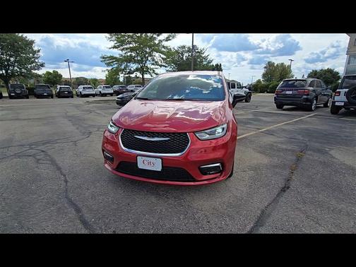 2026 Chrysler Pacifica L