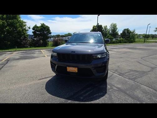 2024 Jeep Grand Cherokee Altitude