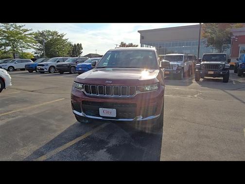 2025 Jeep Grand Cherokee L Laredo