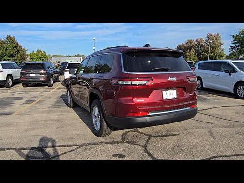 2025 Jeep Grand Cherokee L Laredo
