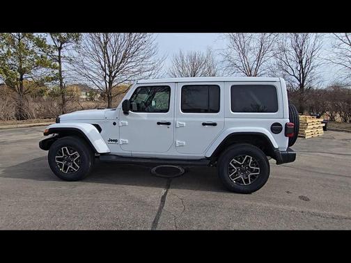 2026 Jeep Wrangler 4-Door Sahara 4x4