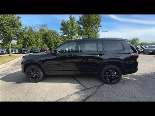 2025 Jeep Grand Cherokee L Altitude