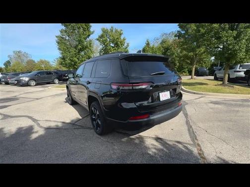 2025 Jeep Grand Cherokee L Altitude