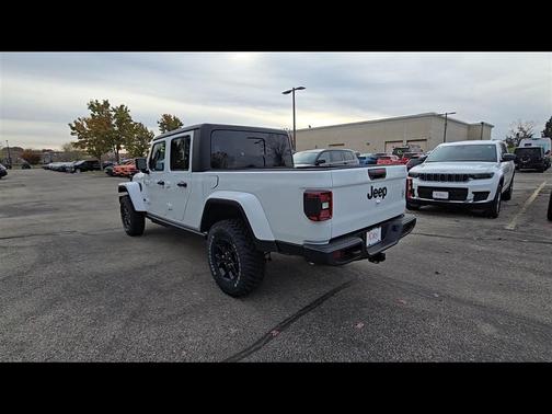 2026 Jeep Gladiator Willys 4x4