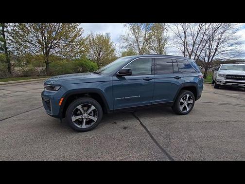 Steel Blue 2026 Jeep Grand Cherokee Limited