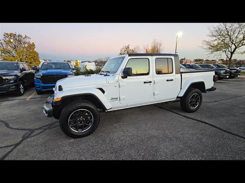 2023 Jeep Gladiator Overland