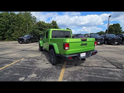 2025 Jeep Gladiator Sport S
