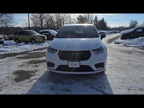 2026 Chrysler Pacifica L