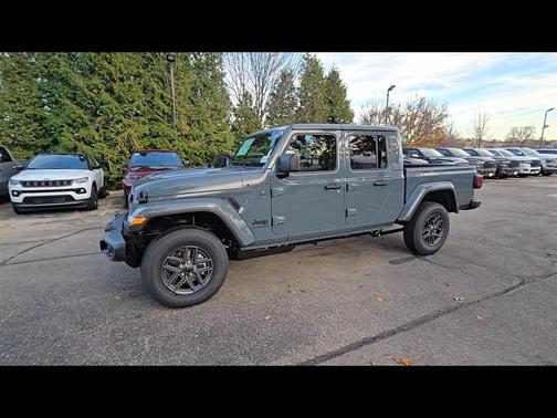 2026 Jeep Gladiator Sport S