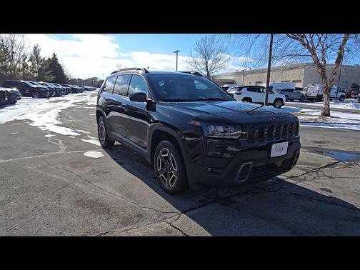 2026 Jeep Cherokee Laredo 4x4