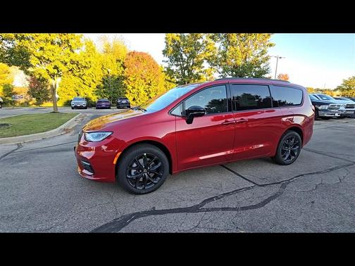 2026 Chrysler Pacifica Limited