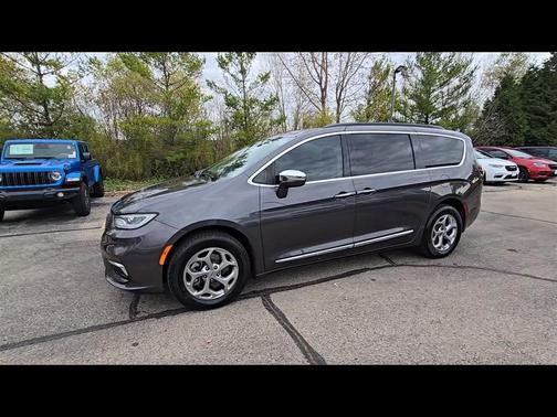 2022 Chrysler Pacifica Limited