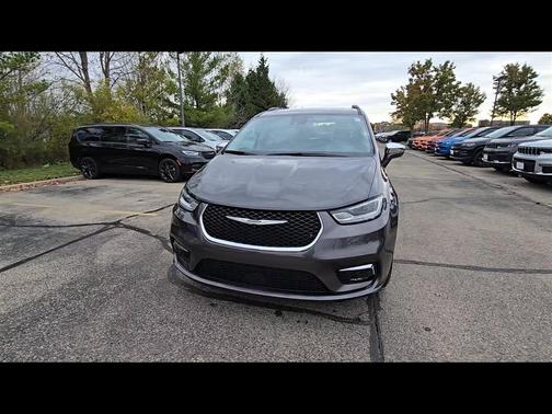 2022 Chrysler Pacifica Limited