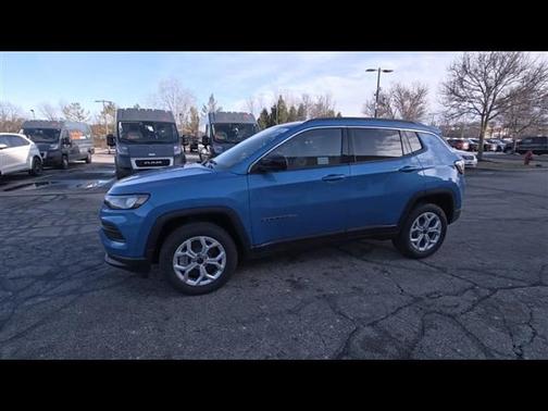 2025 Jeep Compass Latitude