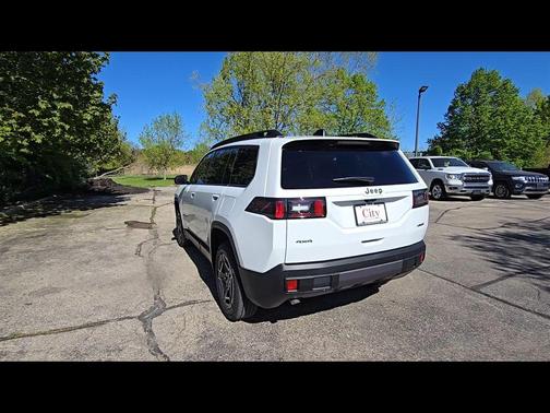 Bright White 2026 Jeep Cherokee Laredo 4x4