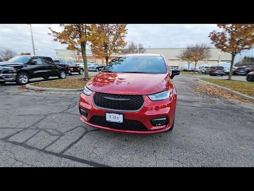 2026 Chrysler Pacifica L