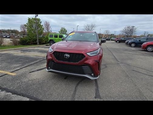 2022 Toyota Highlander XSE