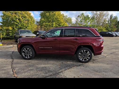 2025 Jeep Grand Cherokee Overland