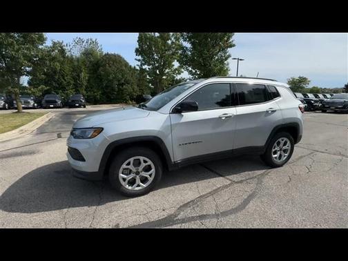 2025 Jeep Compass Latitude