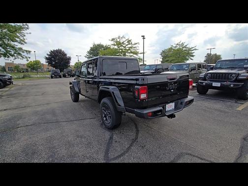 2025 Jeep Gladiator Sport S