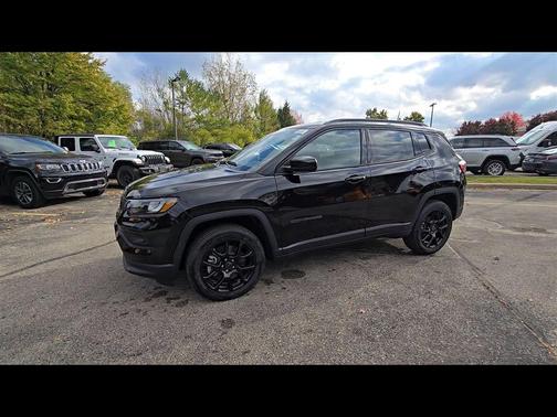2026 Jeep Compass Latitude