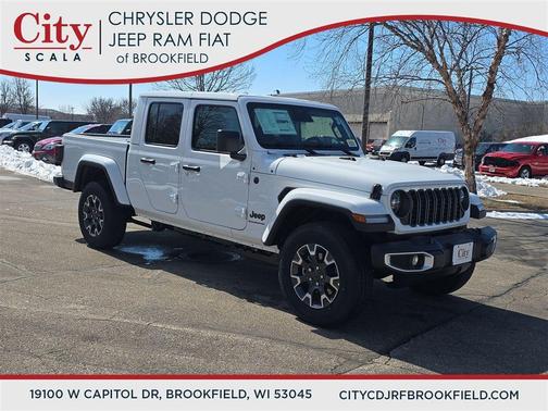 2026 Jeep Gladiator Sahara 4x4