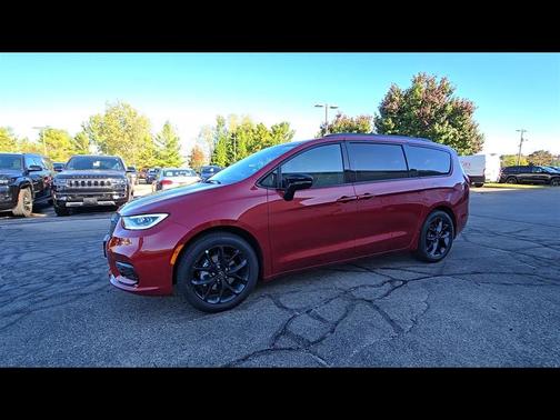 2026 Chrysler Pacifica Limited