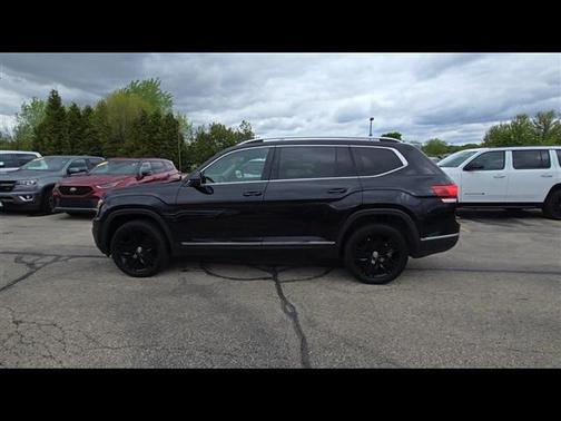 2019 Volkswagen Atlas 3.6L SEL Premium