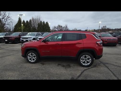 2025 Jeep Compass Latitude