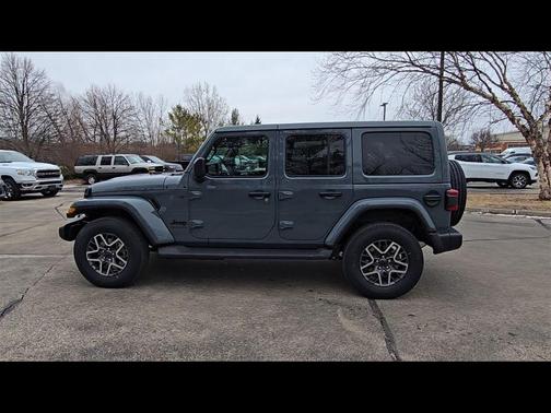2026 Jeep Wrangler 4-Door Sahara 4x4