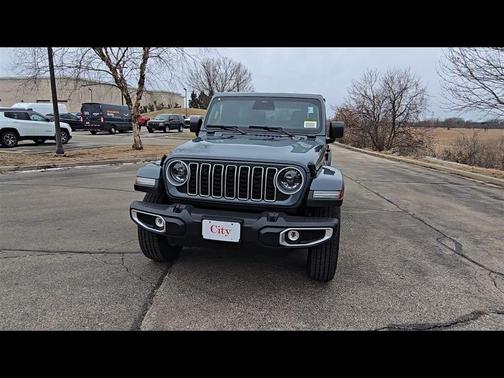 2026 Jeep Wrangler 4-Door Sahara 4x4