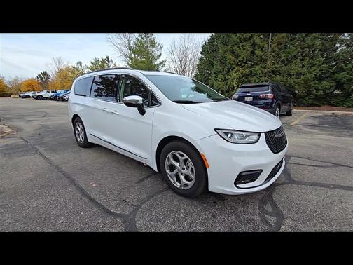 2023 Chrysler Pacifica Limited