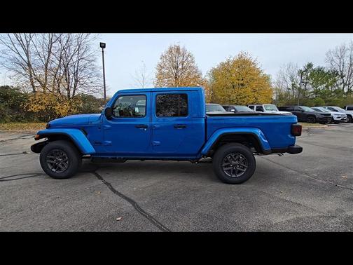 2026 Jeep Gladiator Sport S