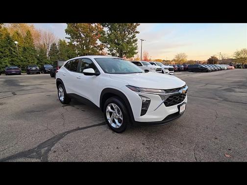 2024 Chevrolet Trax LS