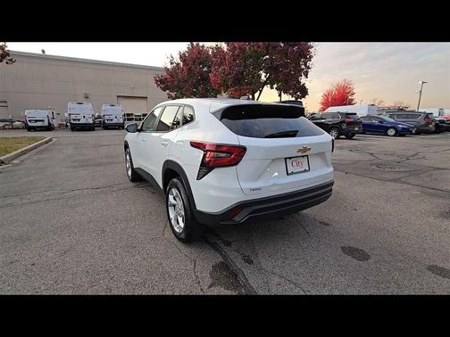 2024 Chevrolet Trax LS