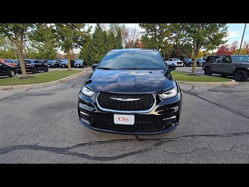 2026 Chrysler Pacifica L