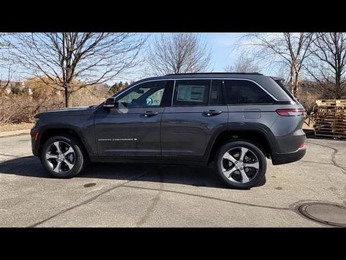 2025 Jeep Grand Cherokee Limited X
