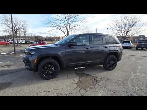 2025 Jeep Grand Cherokee Altitude