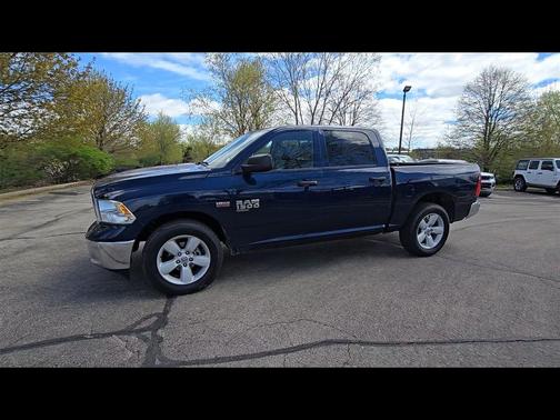 Patriot Blue Pearlcoat 2023 RAM 1500 Classic SLT