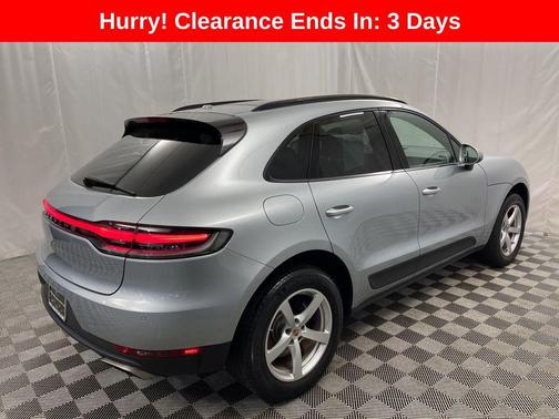 2021 Porsche Macan Base