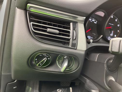 Dolomite Silver Metallic 2021 Porsche Macan Macan S