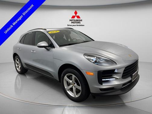 Dolomite Silver Metallic 2021 Porsche Macan Macan S