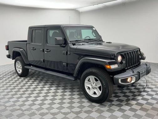 2023 Jeep Gladiator Sport S